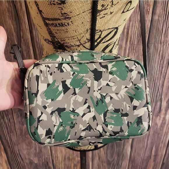 Marc by Marc Jacobs Crossbody Purse - Picture 4 of 14